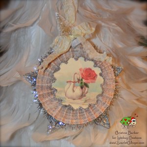 ScarletCalliope Vintage Christmas Ornament Swan 1